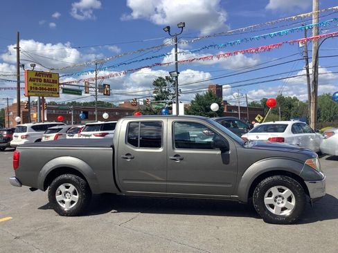 Used 2008 Nissan Frontier SE RWD image 8