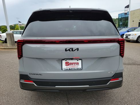 New 2026 Kia Carnival SX Prestige FWD image 27