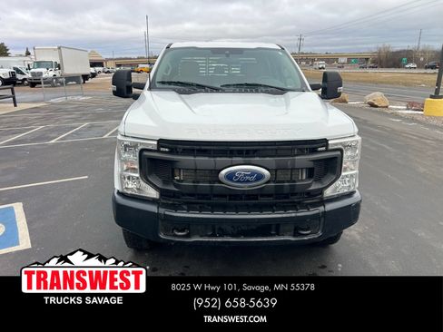 Used 2022 Ford F250 XL w/ Power Equipment Group AWD/4WD image 8