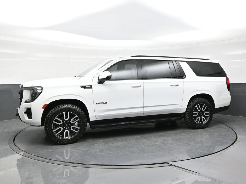 Used 2023 GMC Yukon XL AT4 AWD/4WD image 3