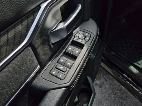 New 2026 RAM 2500 Big Horn AWD/4WD image 11