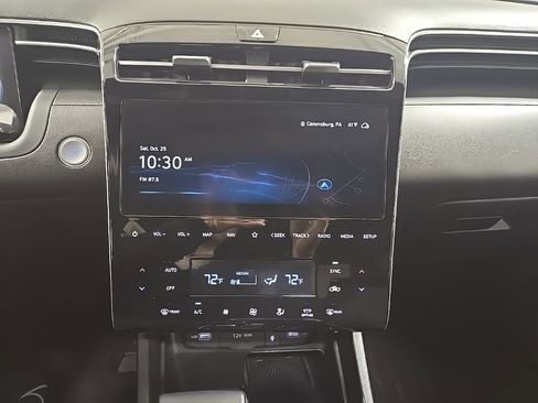 Used 2023 Hyundai Santa Cruz SEL Premium image 15