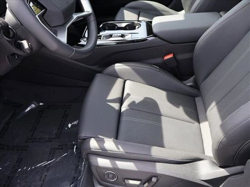 New 2027 Audi A6 e-tron Prestige AWD/4WD image 4