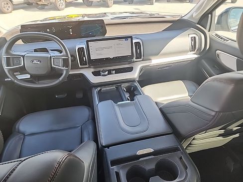 Used 2025 Ford Expedition Max Active image 14