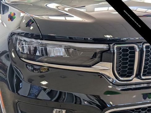 New 2025 Jeep Grand Cherokee Overland w/ Luxury Tech Group IV image 9