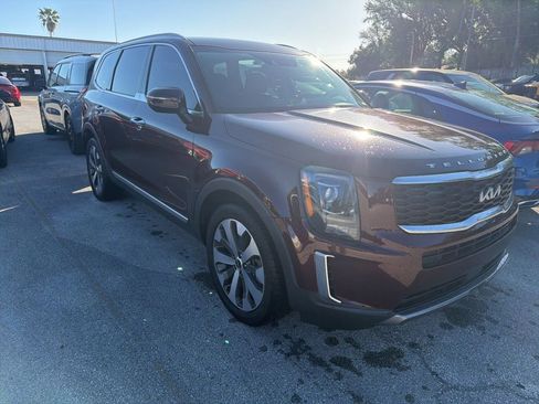 Used 2022 Kia Telluride S image 4