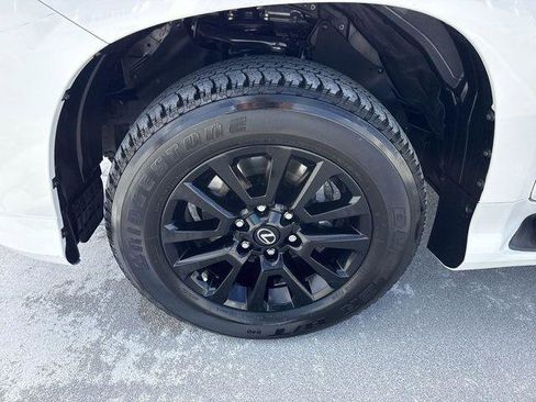 Certified 2023 Lexus GX 460 w/ Black Line Special Edition AWD/4WD image 10