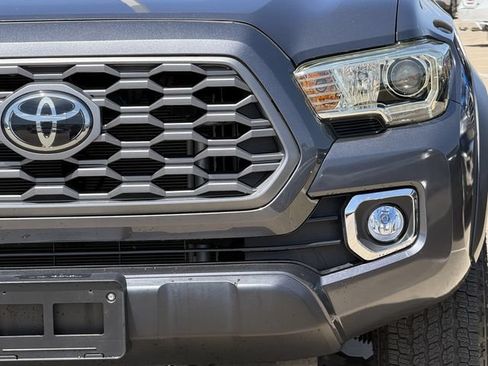 Used 2023 Toyota Tacoma TRD Off-Road AWD/4WD image 8