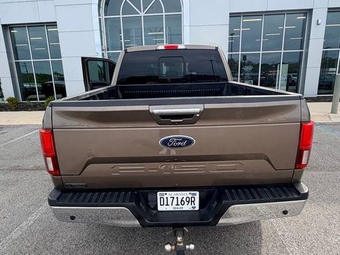 Used 2018 Ford F150 Lariat w/ Equipment Group 502A Luxury image 5