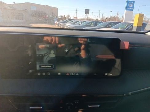 New 2026 Nissan Kicks SR w/ Illumination Package image 21