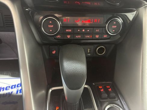 Used 2024 Mitsubishi Eclipse Cross SE image 22