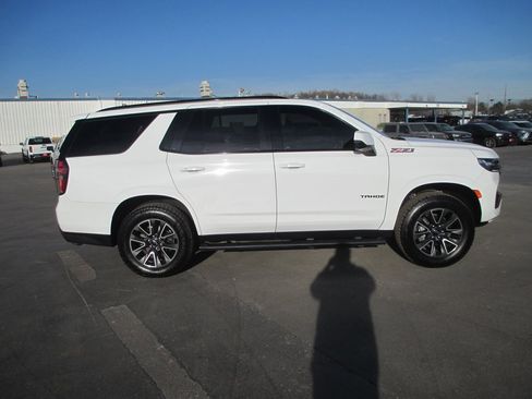 Certified 2022 Chevrolet Tahoe Z71 w/ Luxury Package image 4