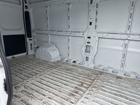Used 2023 RAM ProMaster 2500 FWD image 12