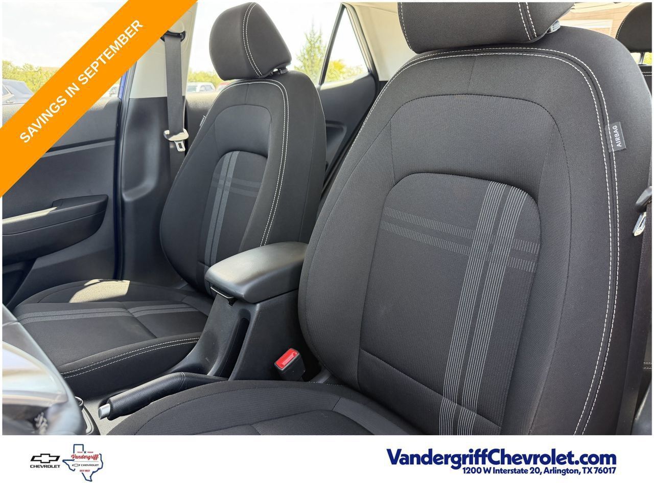 Used 2025 Hyundai Venue SEL FWD image 23