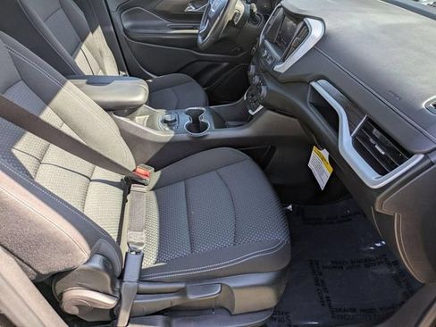 Used 2023 GMC Terrain SLE w/ Driver Convenience Package FWD image 31