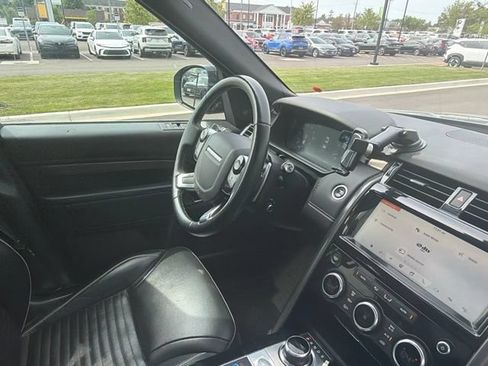 Used 2019 Land Rover Discovery HSE AWD/4WD image 13