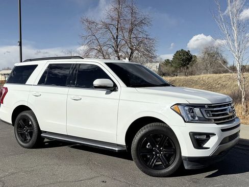 Used 2021 Ford Expedition XLT AWD/4WD image 2