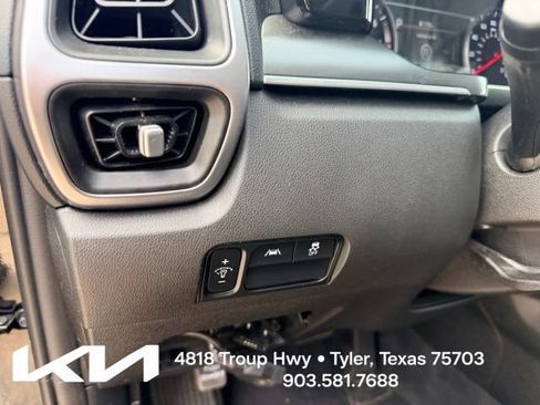 Certified 2021 Kia Sorento S AWD/4WD image 16