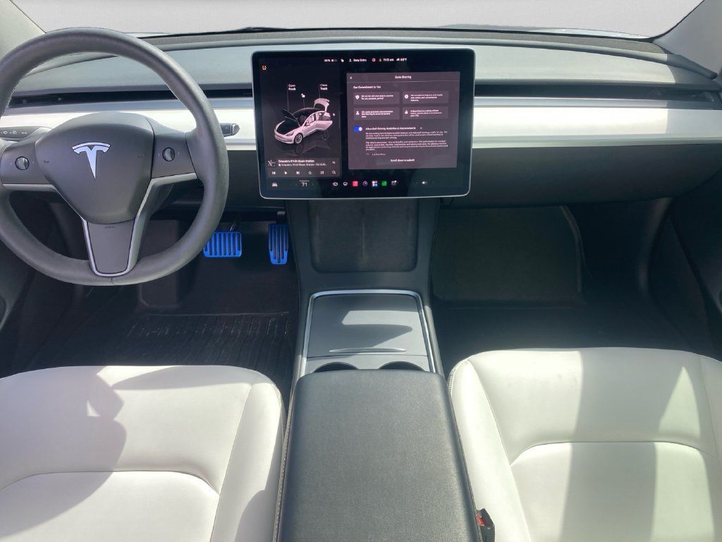 Used 2023 Tesla Model 3 Standard Range RWD image 14
