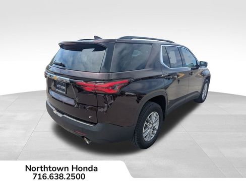Used 2022 Chevrolet Traverse LT image 14