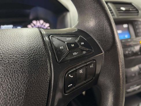 Used 2018 Ford Explorer FWD image 39