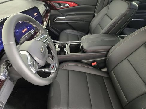 New 2026 Chevrolet Traverse Z71 w/ Driver Confidence Package AWD/4WD image 14