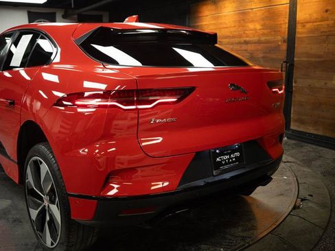 Used 2019 Jaguar I-PACE First Edition image 6