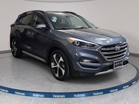 Used 2017 Hyundai Tucson Limited w/ Limited Ultimate Package 03 AWD/4WD image 4