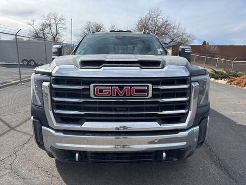 Used 2024 GMC Sierra 3500 SLT w/ SLT Convenience Package image 2