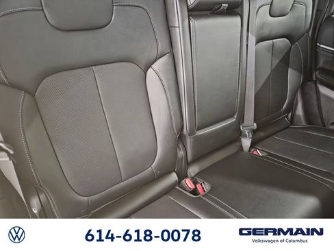 Used 2023 Jeep Grand Cherokee Overland AWD/4WD image 20