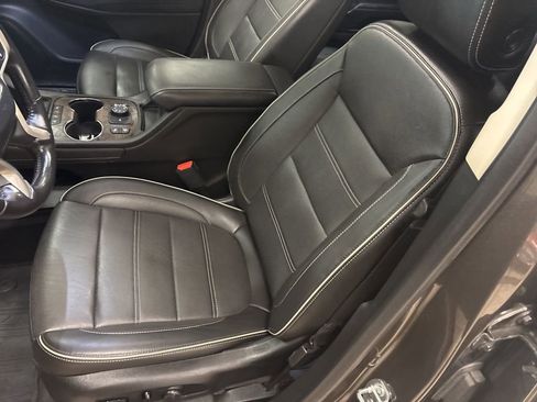 Used 2020 GMC Acadia Denali w/ Denali Ultimate Package image 31