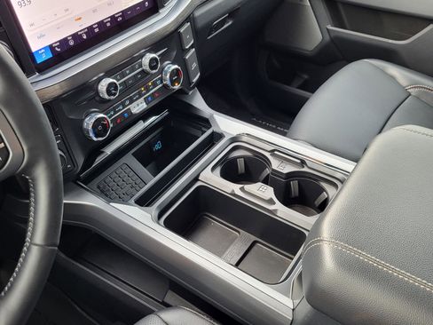 Used 2024 Ford F250 Lariat w/ Lariat Ultimate Package image 29