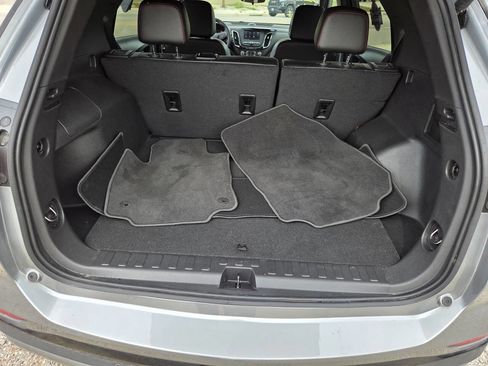 Used 2024 Chevrolet Equinox RS image 8
