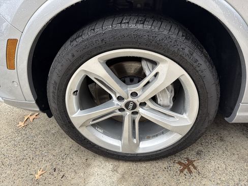 Used 2019 Audi Q7 3.0T Prestige w/ Prestige Package image 11