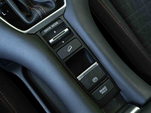 Used 2024 Honda HR-V Sport image 28