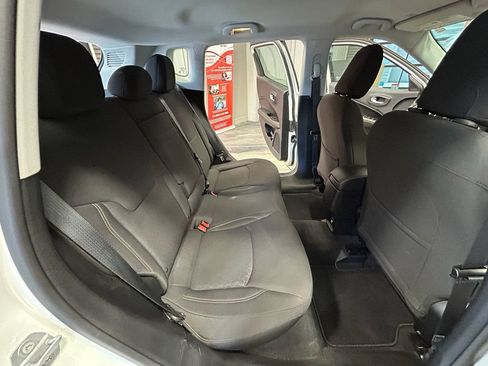 Used 2017 Jeep Compass Sport FWD image 39
