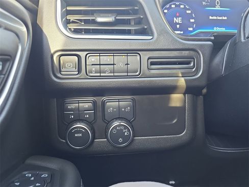 Used 2024 Chevrolet Tahoe Premier image 27