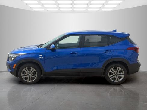 Used 2023 Kia Seltos LX AWD/4WD image 5