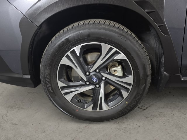 Used 2024 Subaru Crosstrek 2.0i Premium w/ Crosstrek Mirror Package AWD/4WD image 9