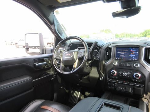 Certified 2021 GMC Sierra 2500 AT4 w/ AT4 Premium Plus Package AWD/4WD image 29