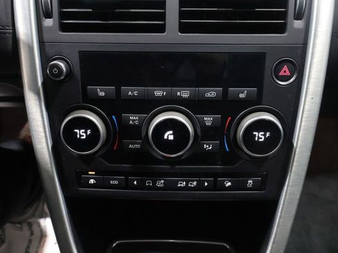 Used 2017 Land Rover Discovery Sport HSE image 31