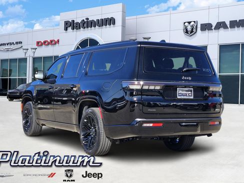 New 2026 Jeep Grand Wagoneer L Limited AWD/4WD image 4