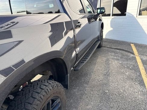 Used 2022 Chevrolet Silverado 1500 LT Trail Boss w/ LT Trail Boss Premium Package AWD/4WD image 18
