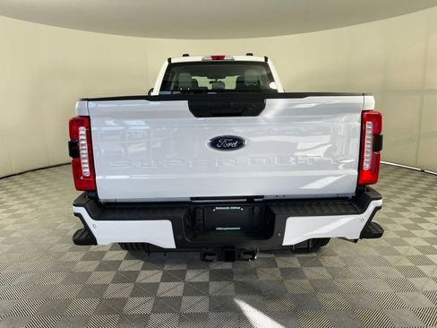 Certified 2024 Ford F250 XL w/ STX Appearance Package image 6