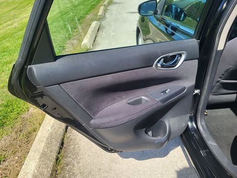 Used 2013 Nissan Sentra SL FWD image 26