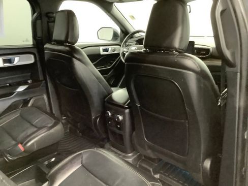 Used 2020 Ford Explorer Limited AWD/4WD image 36