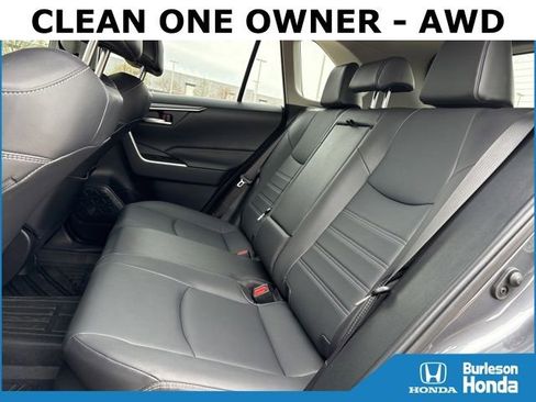 Used 2023 Toyota RAV4 XLE Premium image 13