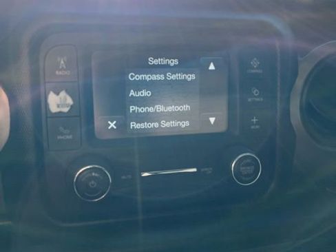 Used 2018 Jeep Wrangler Unlimited Sport image 40