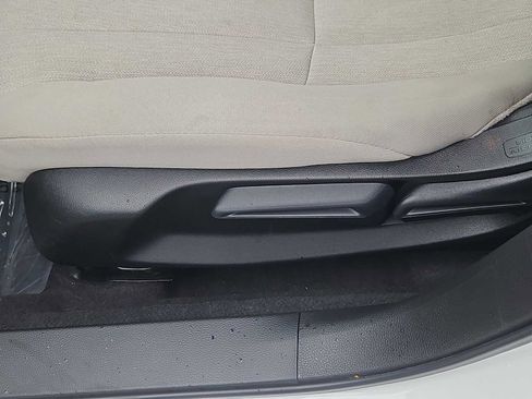 Certified 2025 Honda Accord LX image 18