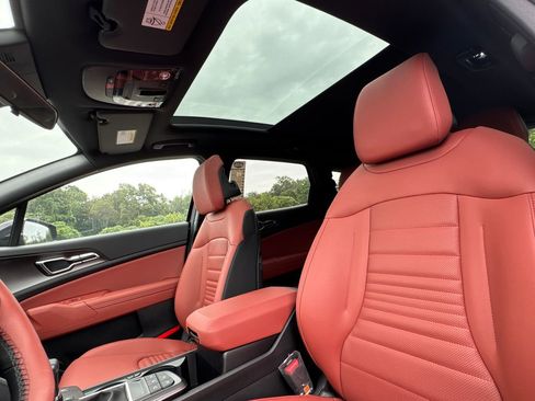 New 2026 Kia Sportage SX image 31